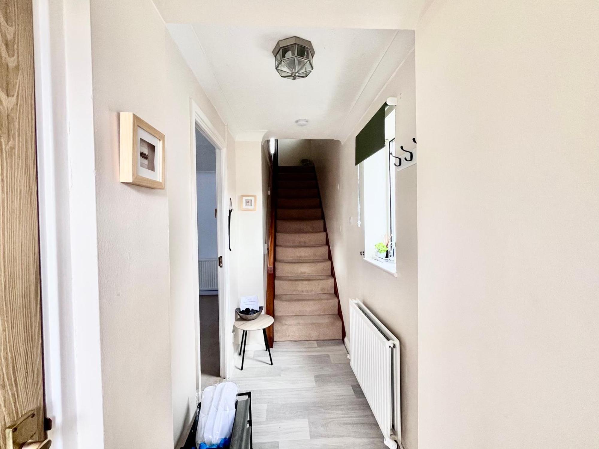 Lush House Close To Ashford Town Centre With Driveway Esterno foto